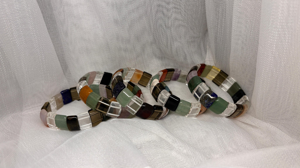 Armband aus natürlichen Edelsteinen - Chakra Armband