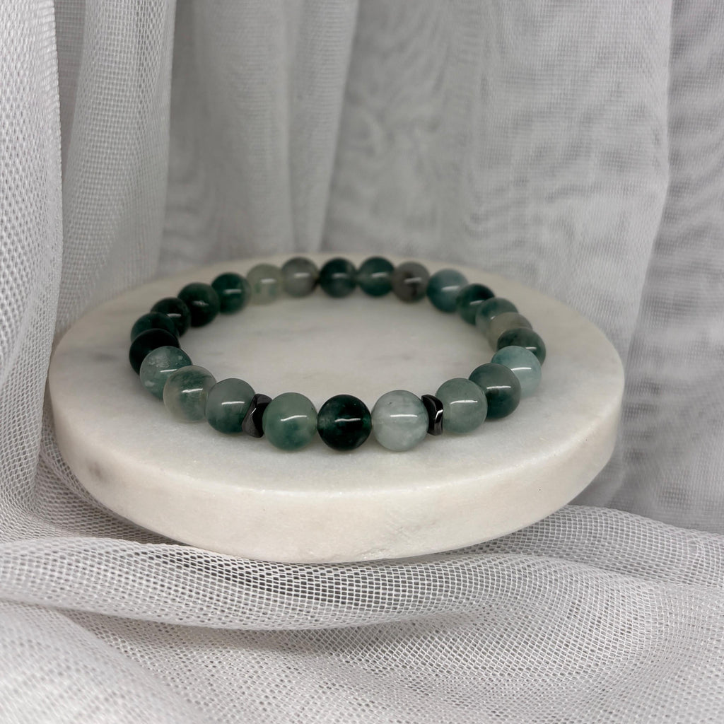 Armband aus natürlichen Edelsteinen - Grüner Jade mit Hämatit